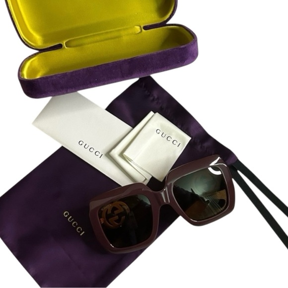 Gucci Sunglasses - Picture 2 of 6